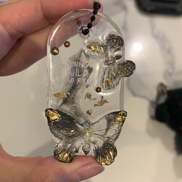 Hand Made Resin Craft - Picture 4 of 5